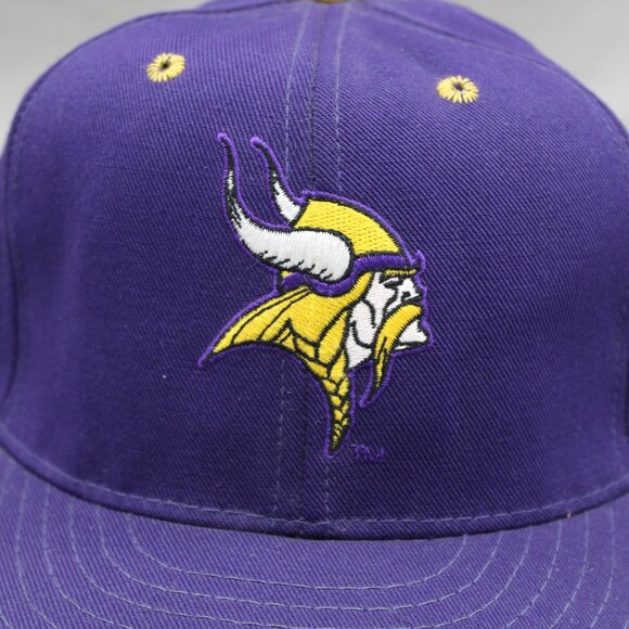 Minnesota Vikings Hat (VTG) - Classic Logo by Annco - Fitted Size 7 - Picture 2 of 9